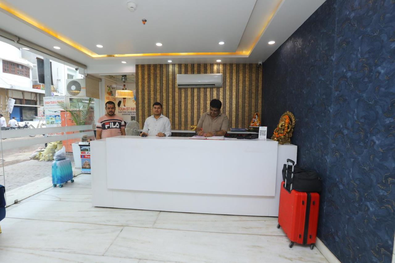 Hotel Emporio Dx - New Delhi Railway Station - Paharganj 外观 照片